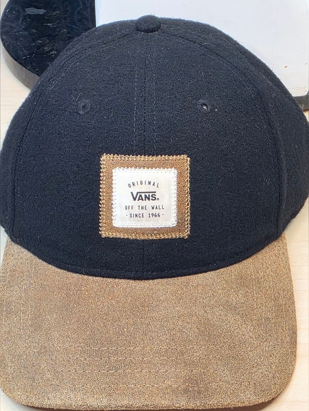 Vans "Off The Wall" Wool Felt Blend & Suede Strapback Hat OSFM - Picture 5 of 9